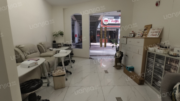 十六道金街二手房实景图