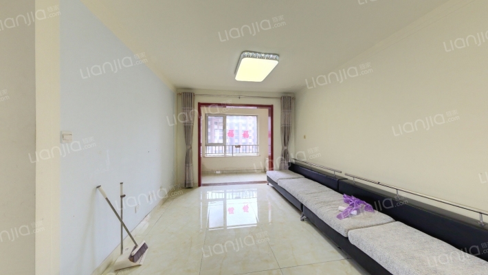 中铁逸都兰庭南区二手房实景图