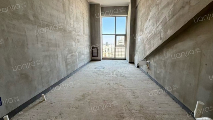 华润万象城嘉仕阁二手房实景图