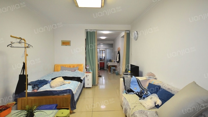 泰安东岳中学南院教师宿舍二手房实景图