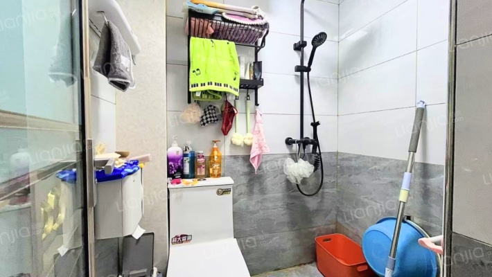南北通透两居室 满五税费低 停车方便户型方正-卫生间