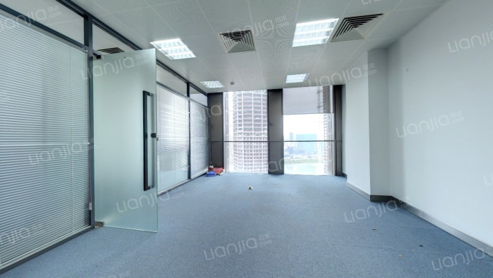 横琴总部大厦二手房实景图