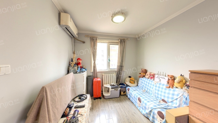 紫峰九院城二手房实景图