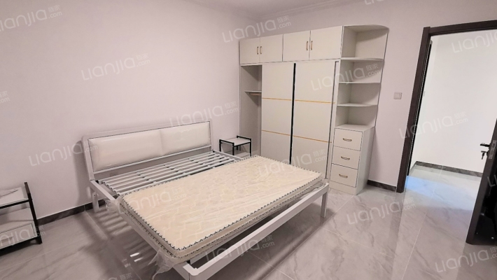 业主诚意出售，房子楼层好，。。。-卧室