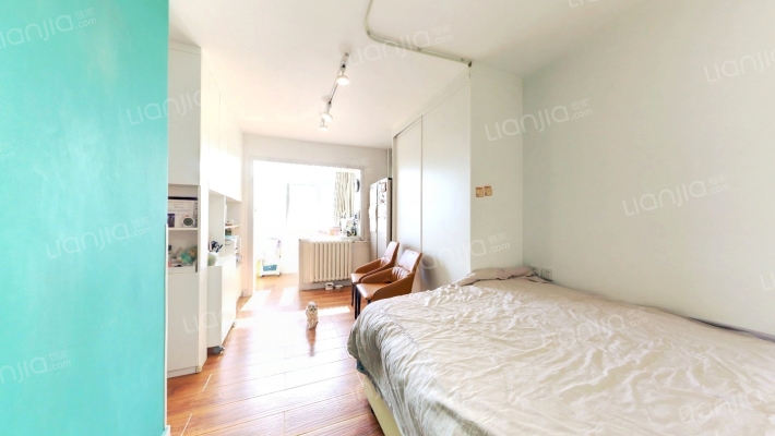 半壁街南路1号院二手房实景图