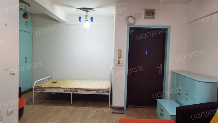 假日滨江花园樱花苑二手房实景图