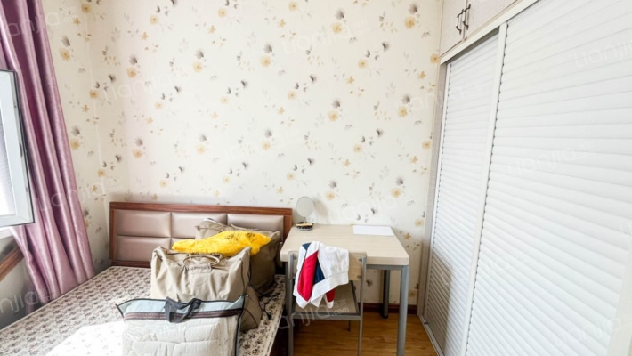南湖宏达广场 新兴街地铁站旁  干干净净单身公寓-卧室