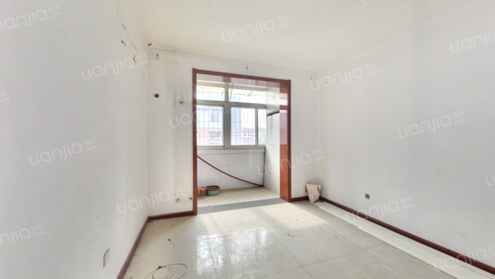 富强里二手房实景图