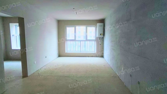 三利中和城B区全阳两居室出售  价格可议-客厅