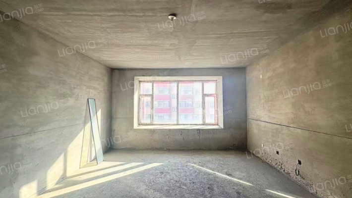 春城家园二手房实景图