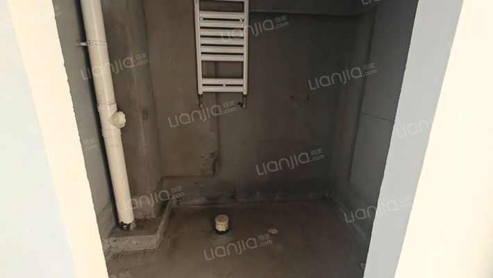 大社区 南北通透 好楼层 采光视野好 北京公交直达小区-淋浴间