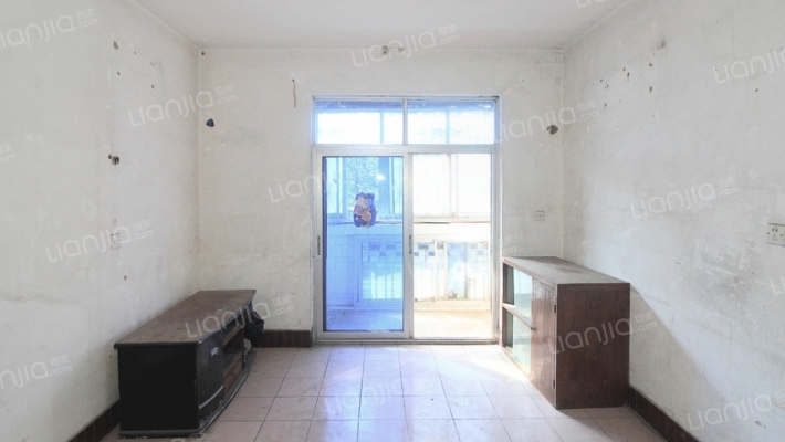 湛南路219号二手房实景图