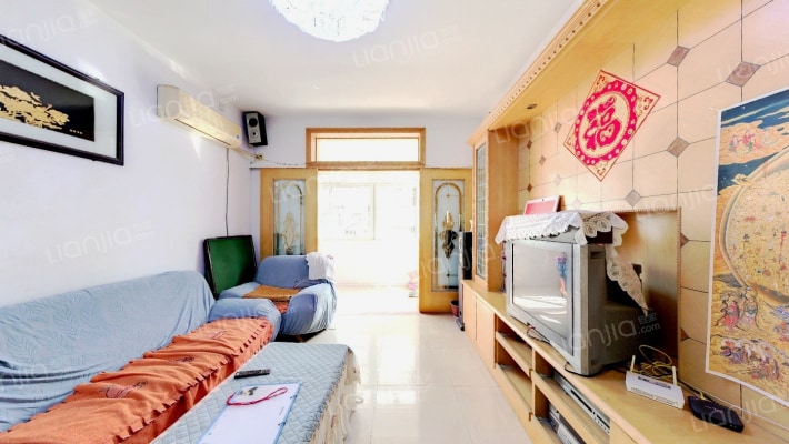 宾馆小区二手房实景图