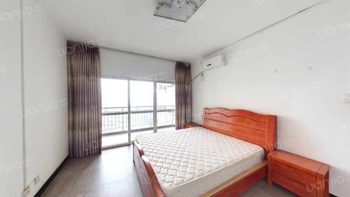 桂林七星区长盛时代广场简装3房2厅2卫低价出售-卧室B