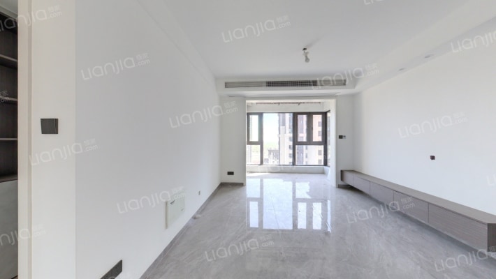 荣盛华府二手房实景图