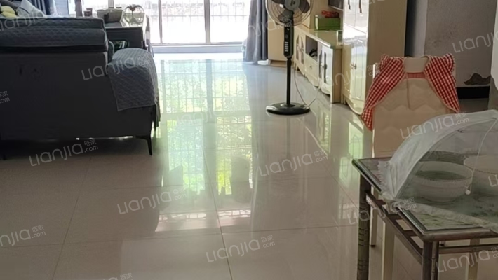 迎宾花园二手房实景图