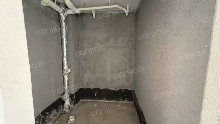 涿州孔雀城悦澜湾 3室2厅 南 北-卫生间B