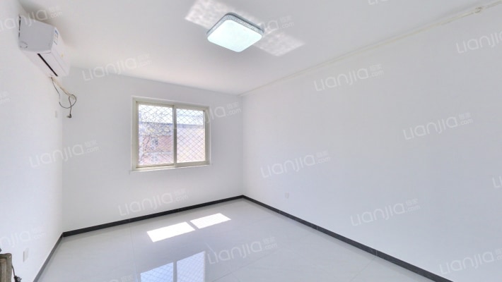 八角路小区二手房实景图