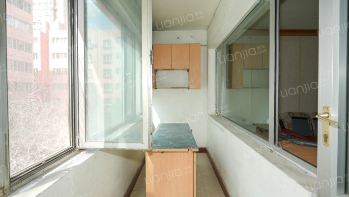 新疆邮电犁铧街住宅小区 2室2厅 东 西-阳台