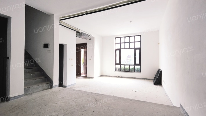 万科红郡二手房实景图