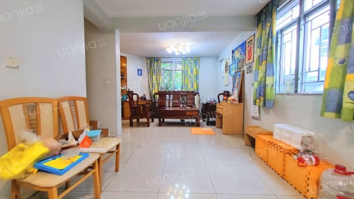 紫荆花园二期别墅二手房实景图