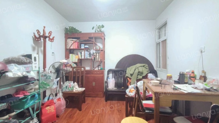 轴承厂二手房实景图