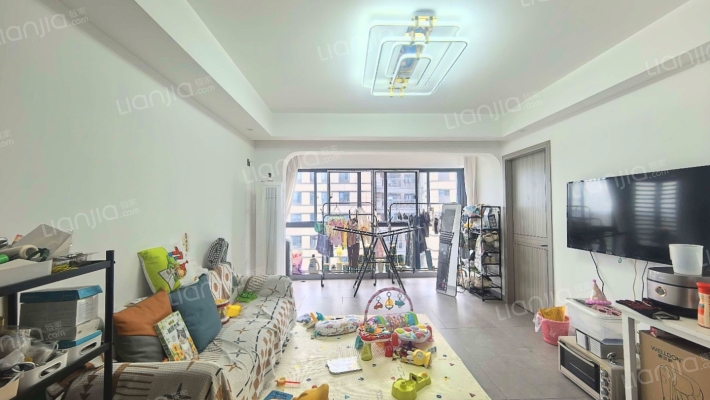 众安·宝龙广场二手房实景图