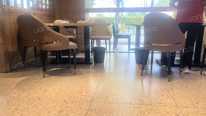 华大艺术街二手房实景图