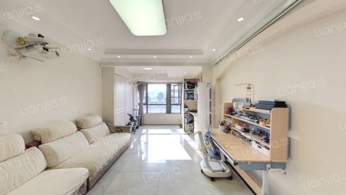 美洲花园棕榈湾二手房实景图