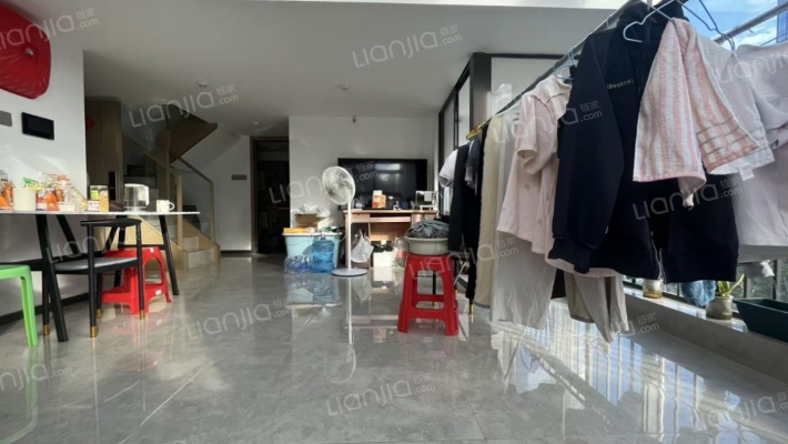 怡安星河世纪二手房实景图