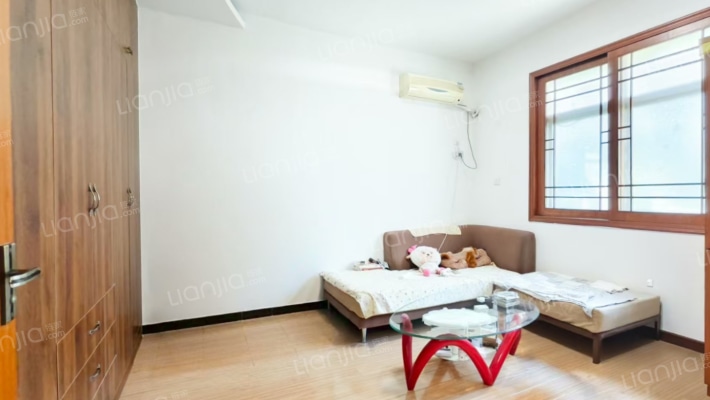 建材小区二手房实景图