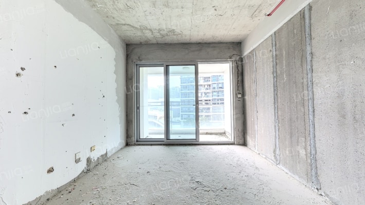 红山6979二手房实景图