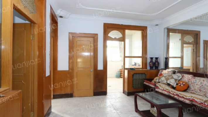 城建开发小区二手房实景图