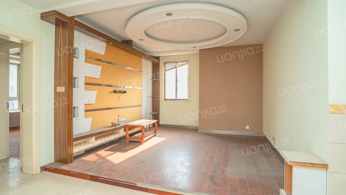 黄金花园东区二手房实景图