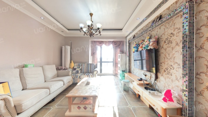 骏逸第一江岸二手房实景图