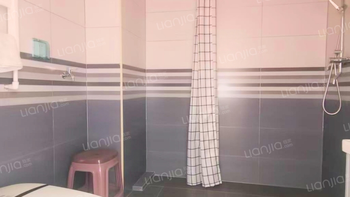 桃源新都孔雀城 3室2厅 南 北-卫生间A