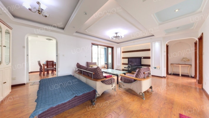 富源公馆二手房实景图