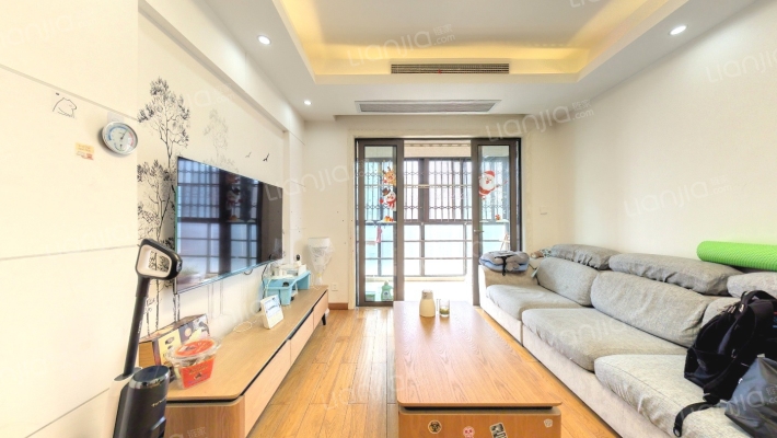 年华里二手房实景图