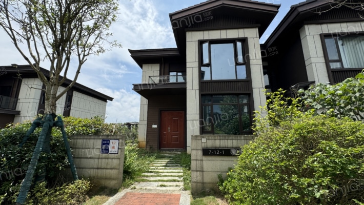 保利公园玺阅二手房实景图