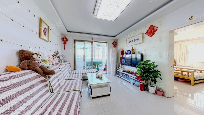 欧洲小镇二手房实景图