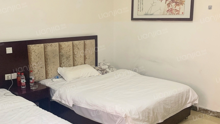 龙塔西一巷二手房实景图