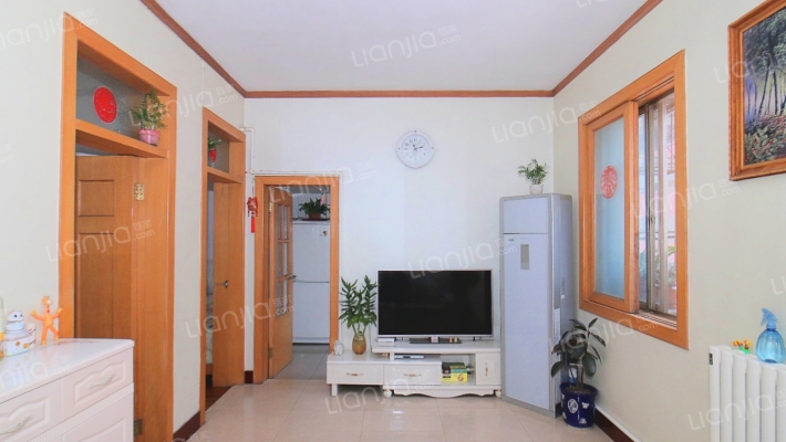 胜利街小学家属院二手房实景图