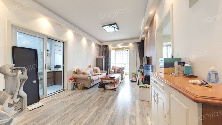 银池丽舍云端二手房实景图