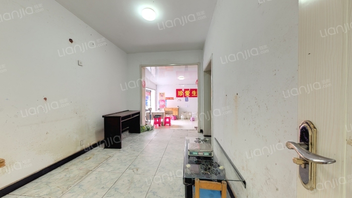 隆岗新村二手房实景图