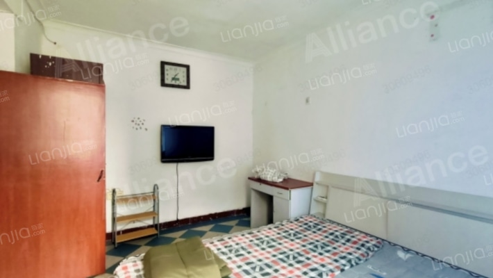 南向两居，低楼层，配套齐全，出行方便-卧室B