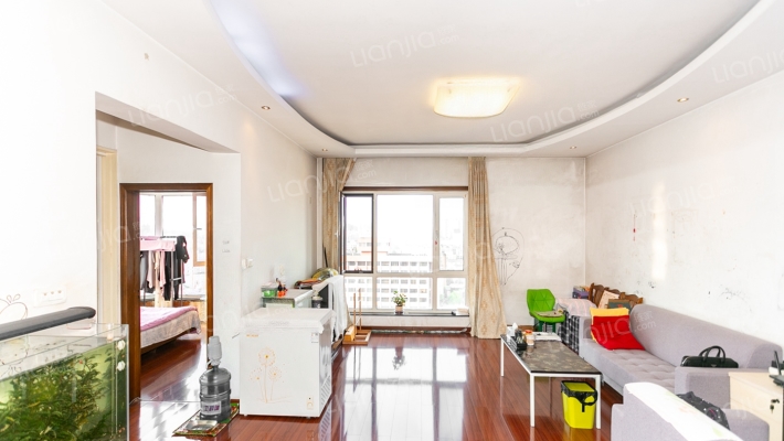 十一纬路二手房实景图