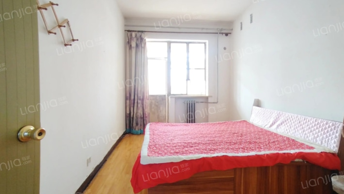 此房满五税费低，采光好 ，购物医疗方便-卧室B