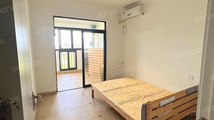 山泉海二手房实景图