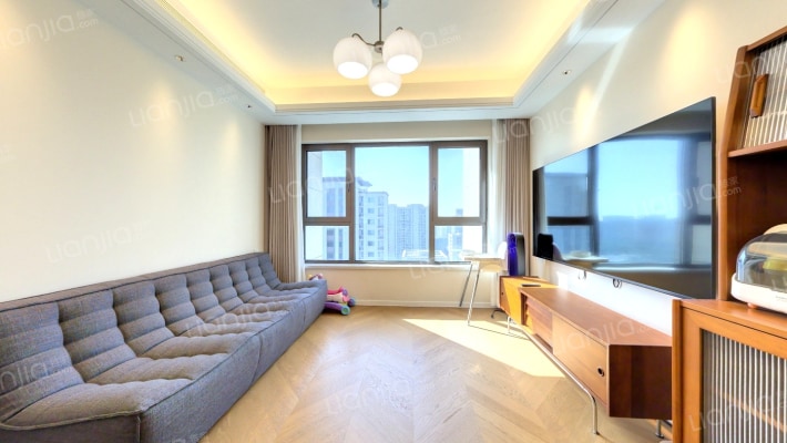 中骏天峰二手房实景图