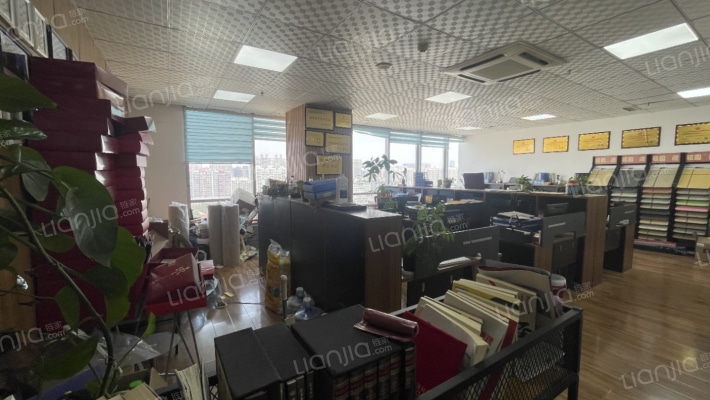 华启聚源国际二手房实景图